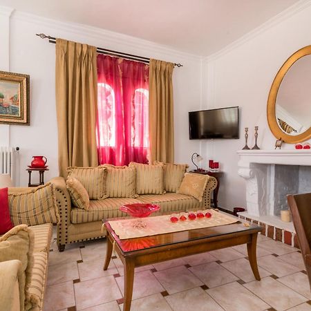 Amalia Country House Ano Yerakarion Exterior photo